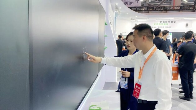 安道教育新品亮相一起走进第81届中国教育装备展示会开云体育 开云平台(图7)