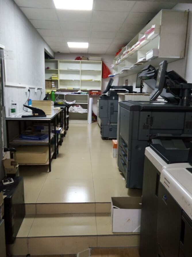 准备开一家图开云体育 开云平台文广告店想要购买设备但却不知道怎么选？(图3)