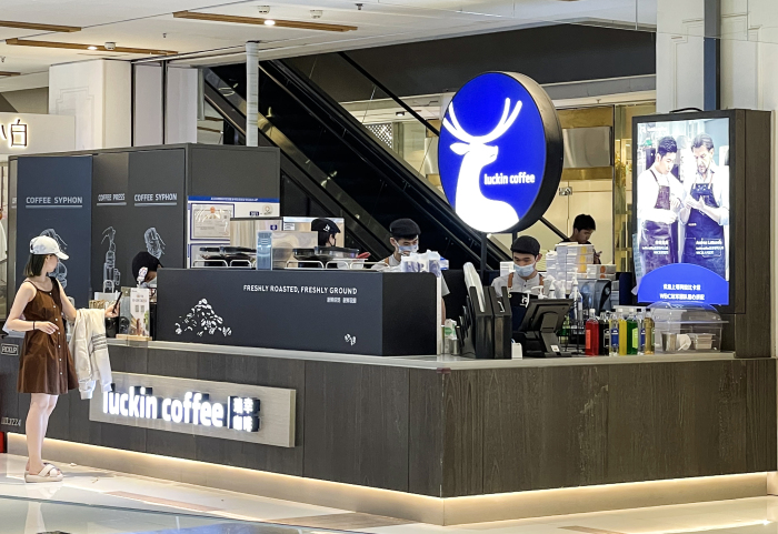开云体育 开云平台连锁餐饮“万店目标”有了还缺加盟商(图3)
